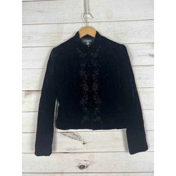 Apt 9 Jacket Womens 10 Black Velvet Floral Embroidered Hook Eye Party Formal - Picture 1 of 9